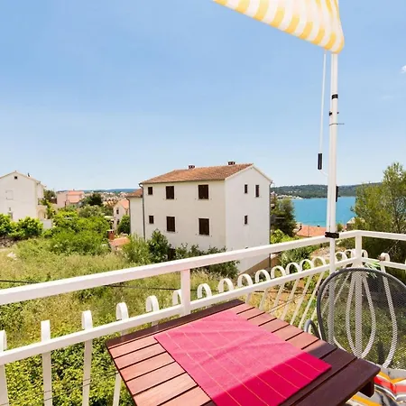 Apartman Stil - One Bedroom With Balcony And Sea View 104 Luxsor