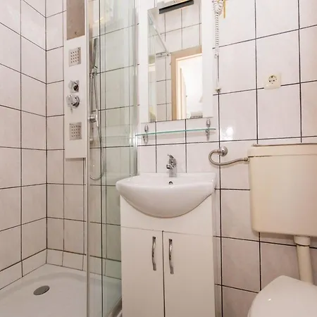 Stil - One Bedroom With Balcony And Sea View 104 Luxsor Apartman Trogir