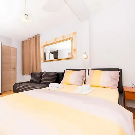 Stil - One Bedroom With Balcony And Sea View 104 Luxsor Apartman *
