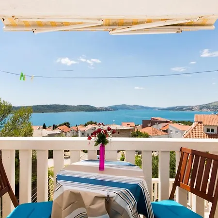 Stil - One Bedroom With Balcony And Sea View 104 Luxsor Apartman *