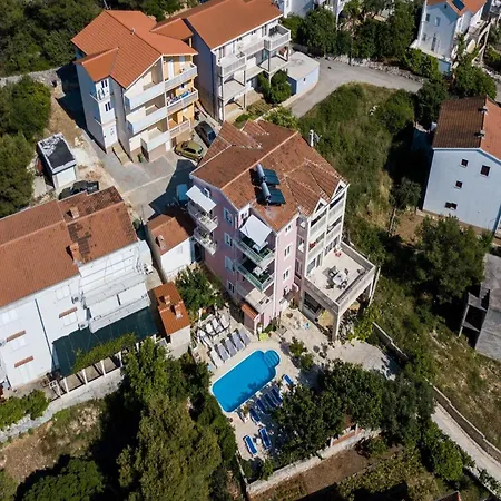Stil - One Bedroom With Balcony And Sea View 104 Luxsor * Trogir