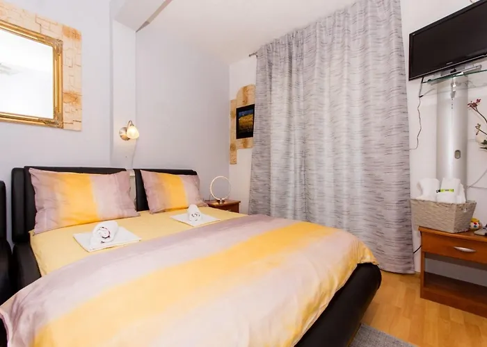 Stil - One Bedroom With Balcony And Sea View 104 Luxsor Apartman