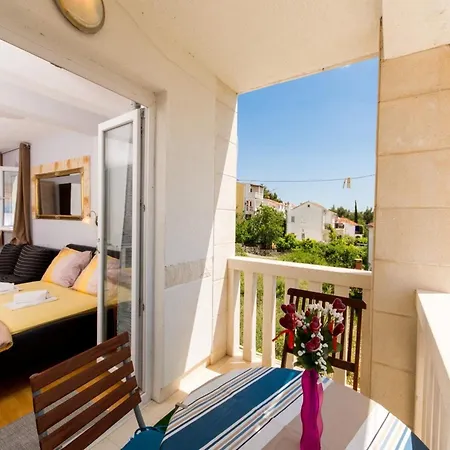 Stil - One Bedroom With Balcony And Sea View 104 Luxsor