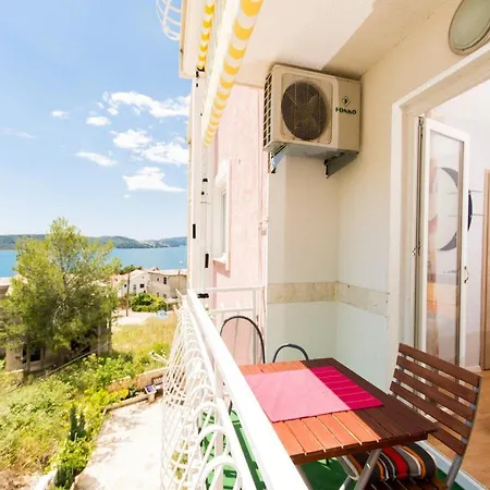 Stil - One Bedroom With Balcony And Sea View 104 Luxsor