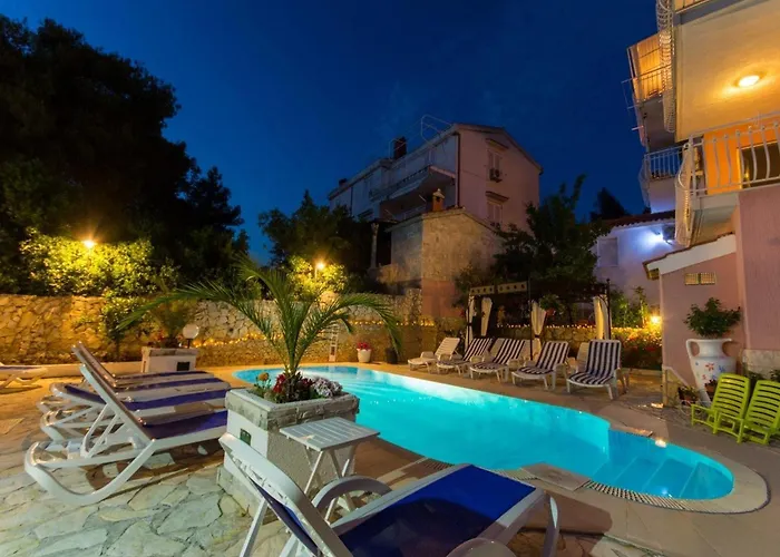 Stil - One Bedroom With Balcony And Sea View 104 Luxsor Apartment *