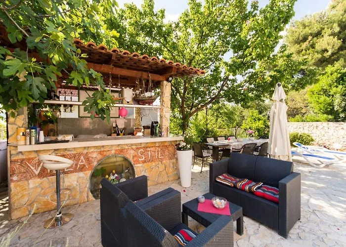 Апартаменты Stil - One Bedroom With Balcony And Sea View 104 Luxsor Трогир